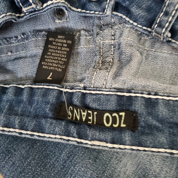 ZCO Jean's size 7 inseam 32 - Picture 4 of 5